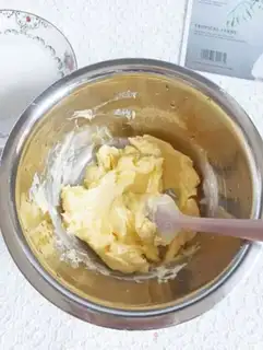 Make Sweet bee cookies step 0