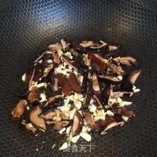 Make Garlic mushrooms step 6