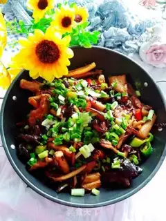 Make A dry pot of tea and mushrooms step 13