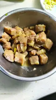 Make Fry beef pellets step 4