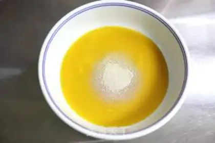 Make Pumpkin black and sesame toast step 1
