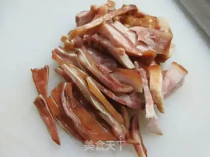 Make Pork ears, chicken claws step 1