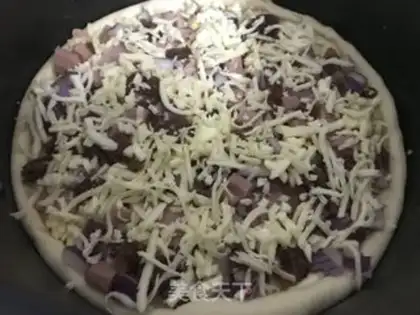 Make Beef ham and sausage pizza step 6
