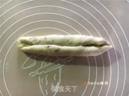 Make Japanese milk rolls step 9