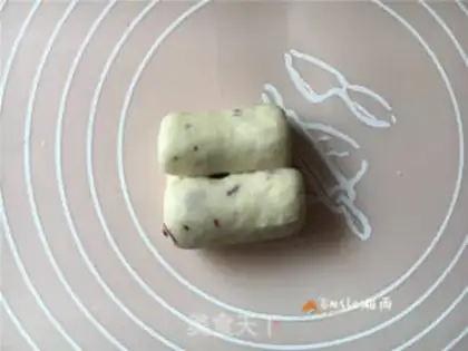 Make Japanese milk rolls step 10