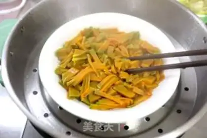 Make Pumpkin buns step 1