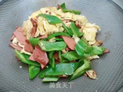 Make Cream pepper fried eggs step 7