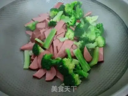 Make Orchid with red sausages step 5