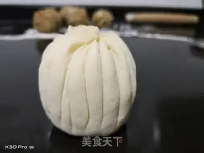 Make Potato pork bun step 1