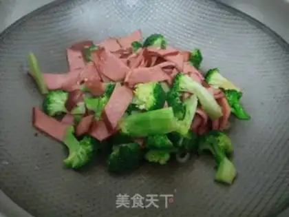 Make Orchid with red sausages step 6