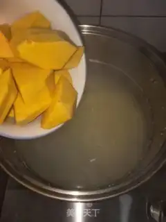 Make Pumpkin rice porridge step 2