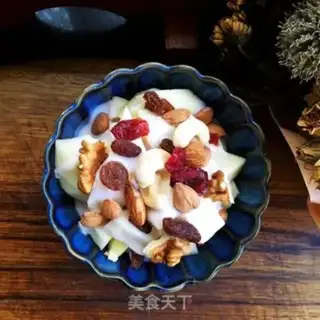 Make Dry yogurt and apple step 6