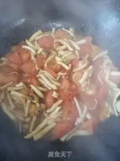 Make Tomato eggs fried sea mushrooms step 5