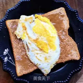 Make Sesame sauce, egg toast step 8