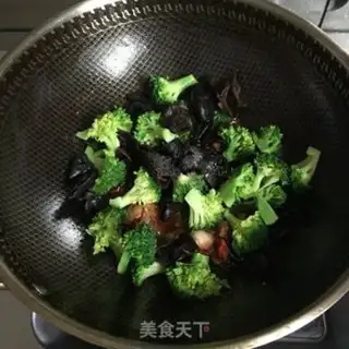 Make Mulberry orchid step 8