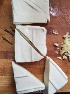 Make Garlic pea fried tofu step 1