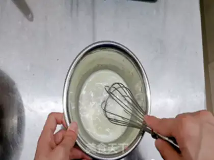 Make Simple cupcakes step 0
