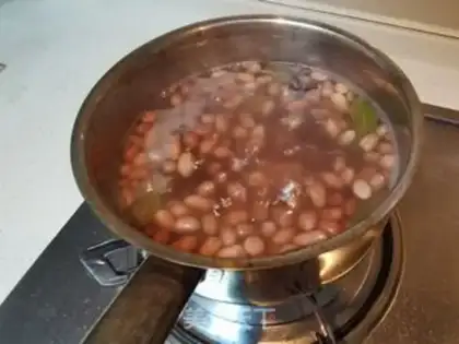Make Celery with peanuts step 7