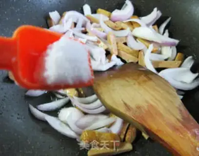 Make Sweet and spicy onions step 3