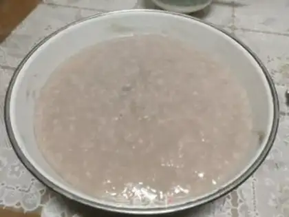 Make Purple potato silver-eared chicken cake step 6