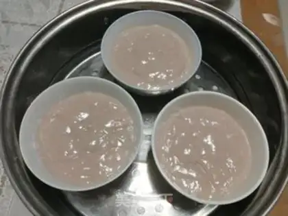 Make Purple potato silver-eared chicken cake step 8