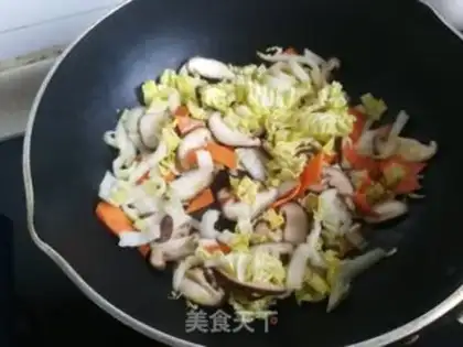 Make Soup of mushrooms and omelet step 2