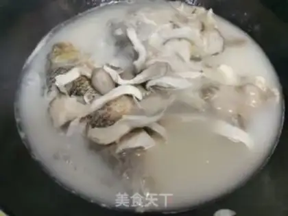 Make Squirrel mushroom soup step 4