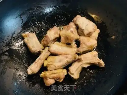Make Pyramid ribs burn carrot potatoes step 2