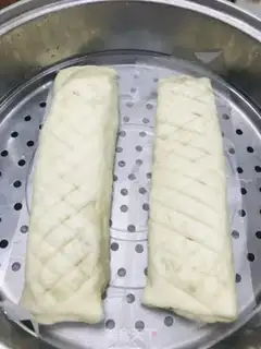 Make Taste rice rolls step 15