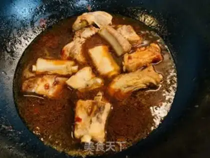 Make Pyramid ribs burn carrot potatoes step 4