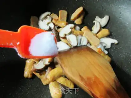 Make Sweet and spicy mushrooms step 5