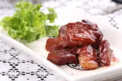 Make Sweet honey sauce and pork step 4