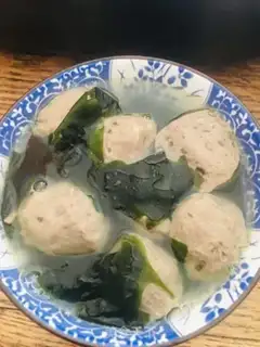 Make Beefball soup step 4