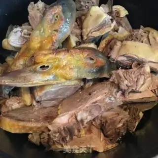 Make The old duck in the sauce step 3