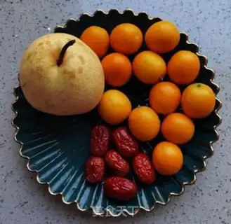 Make Golden orange pear soup step 0