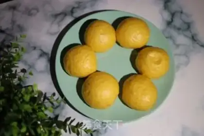 Make Pumpkin buns step 10