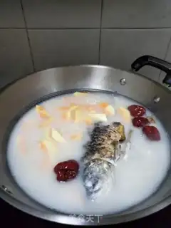 Make The papaya silver ear fish soup step 5