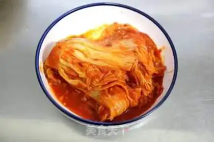 Make Hot cabbage hotpot step 4