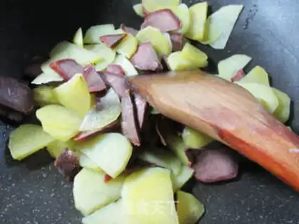 Make Potato chips with pig tongues step 3