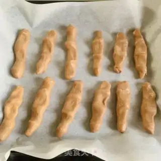 Make Finger crackers step 8