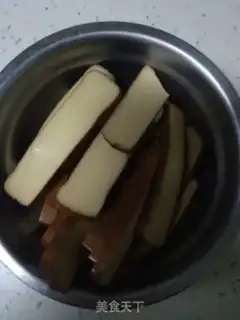 Make Scrambled eggs step 0