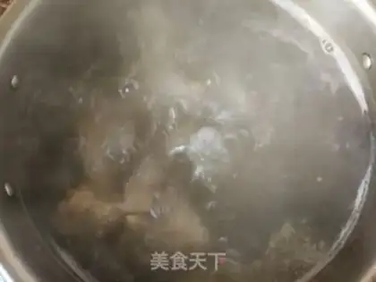 Make Worm Herbs Mountain spinal soup step 5