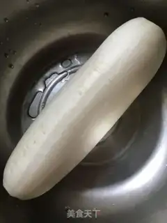 Make Scrambled radish soup step 0