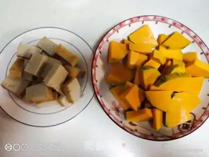 Make Fish rolls burn pumpkins step 0