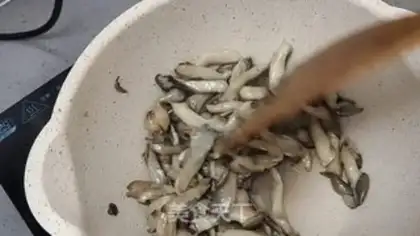 Make The roasted mushrooms step 6