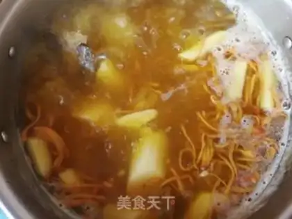 Make Worm Herbs Mountain spinal soup step 10