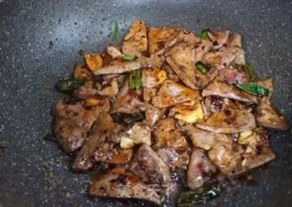 Make Garlic fried liver step 3