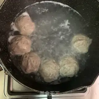 Make Quick soup for beefballs step 2