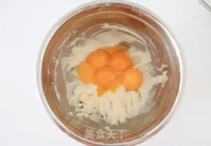 Make Orange cake roll step 5