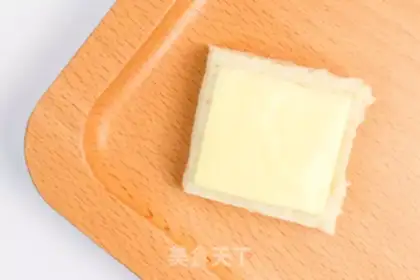 Make Banana cheese pie step 1
